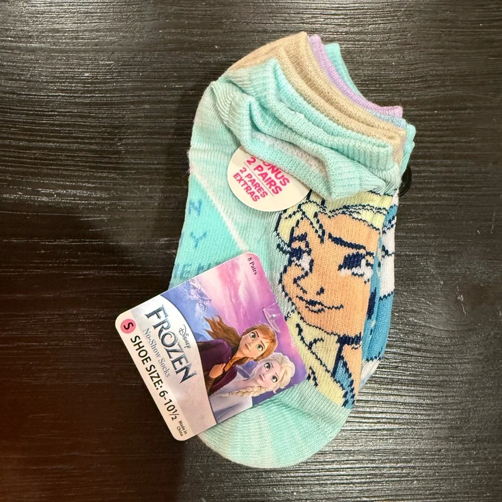 NWT Size Small Disney Frozen Ankle Socks 8 pairs